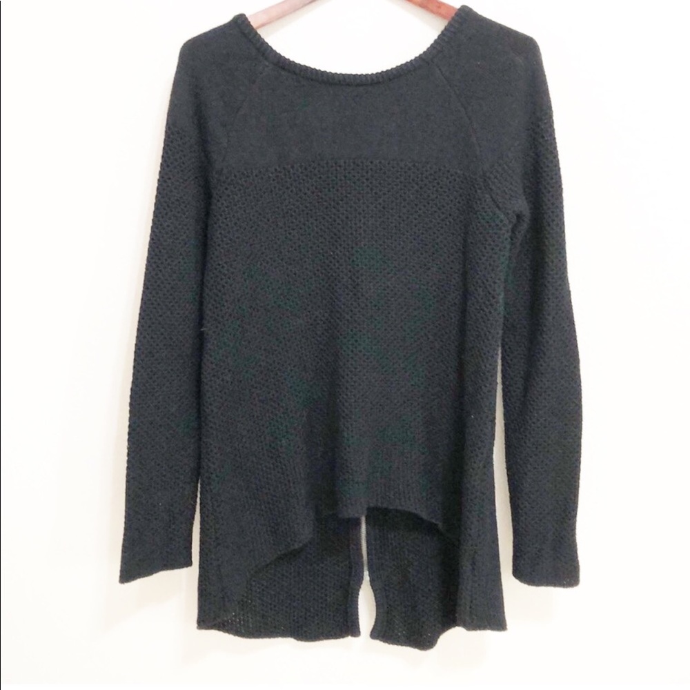 Nicole Miller | High Low Zippered Back Sweater M